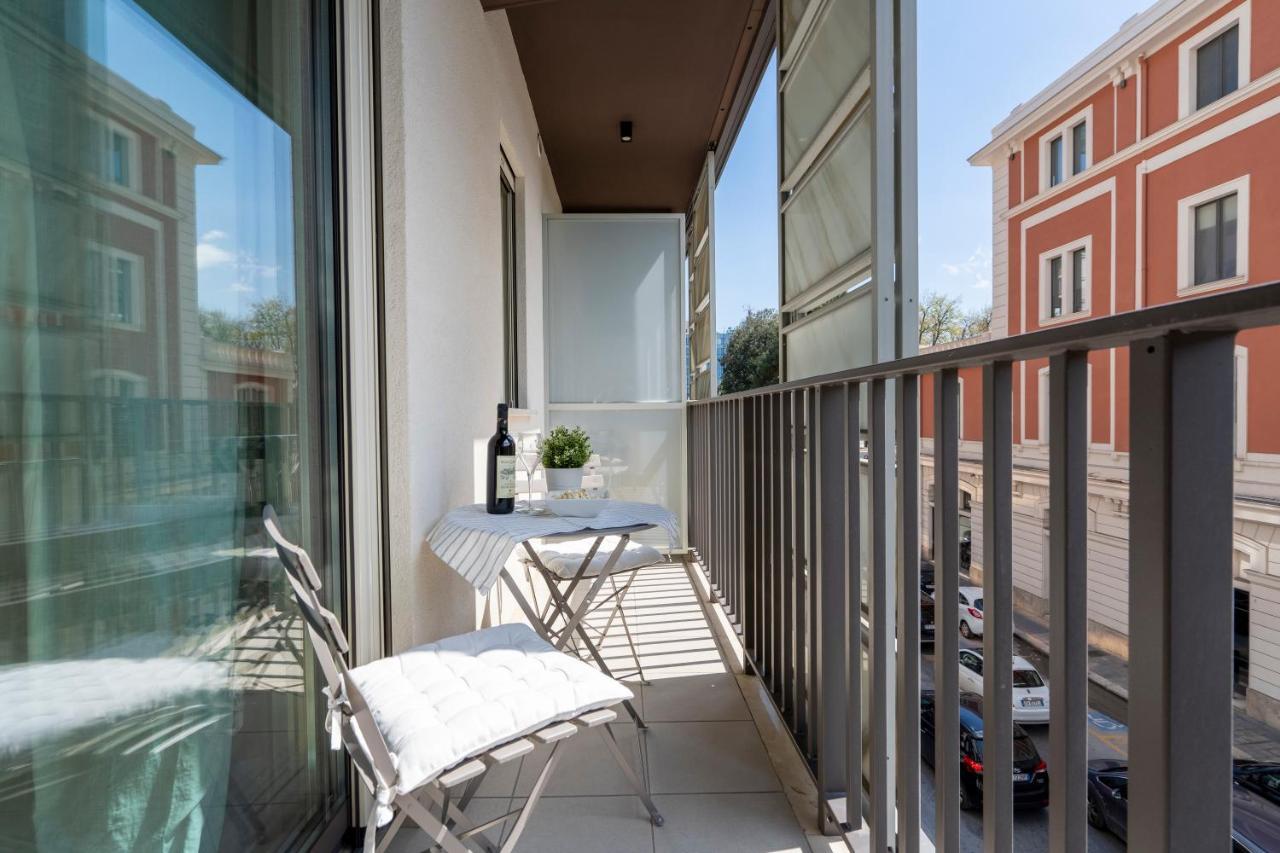 Twelve12 - Universita & Stazione Aparment Bari Kültér fotó