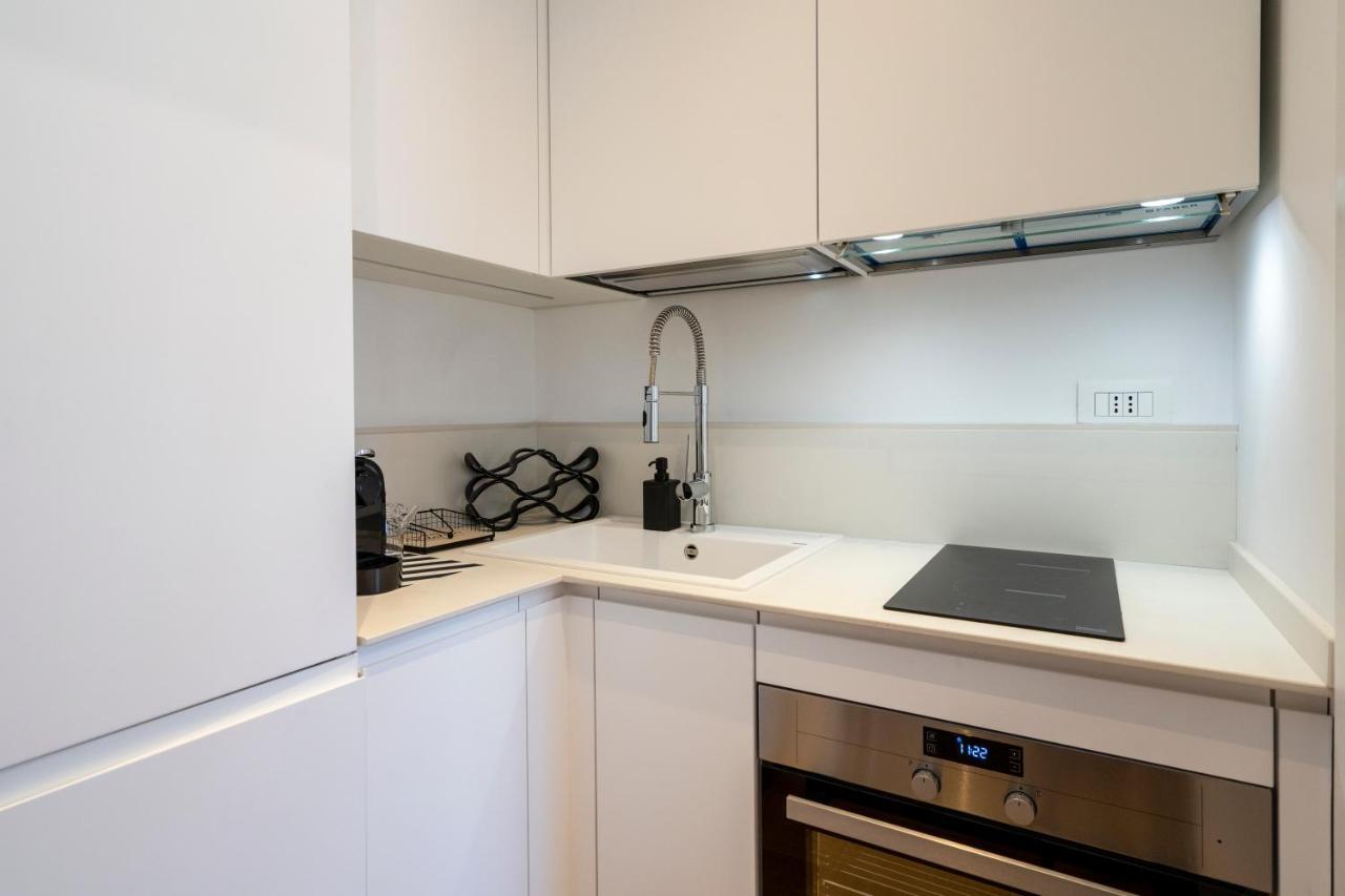 Twelve12 - Universita & Stazione Aparment Bari Kültér fotó